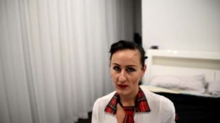 Приёмный сын шантажирует мамашу и склоняет к инцесту